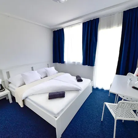 Hotel Zama Zamardi