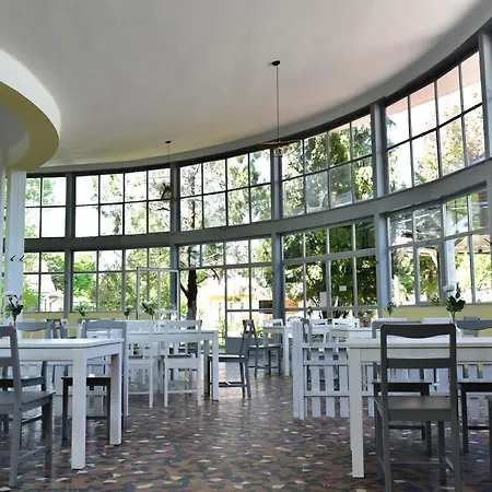 Zama Hotel Zamardi