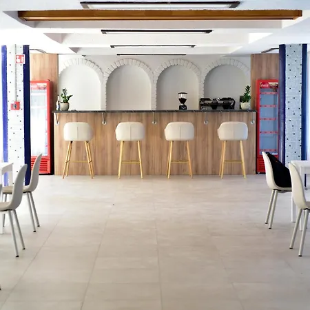 Hotel Zama Zamardi